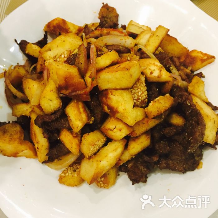 馕丁炒烤肉