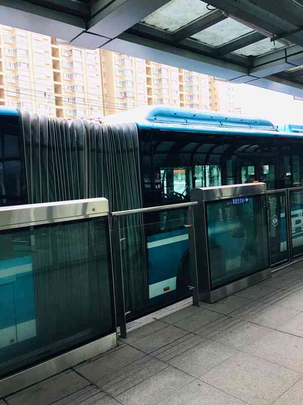 brt7号线(公交站)-"乌鲁木齐的brt车站从开始的1号,2号,.