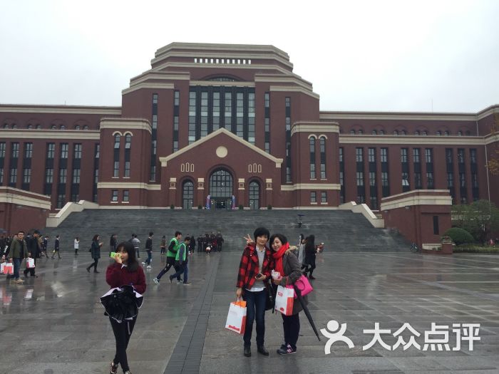 上海建桥学院(临港校区)图书馆图片 - 第151张