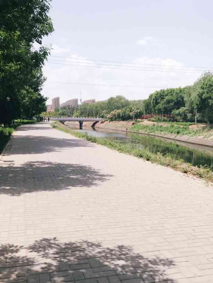 旺兴湖郊野公园北区"旺兴湖郊野公园北区,公园里很幽静,游人不.