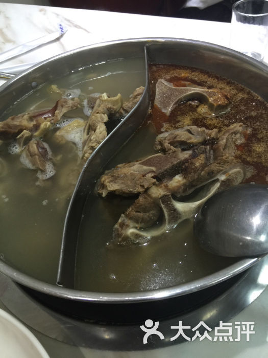 吴老大牛骨头自助火锅(北塘区山北石门路店)图片 - 第1张