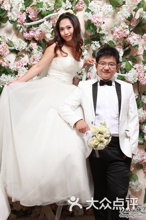 兄弟婚纱摄影工作室_格林兄弟婚纱摄影工作室(2)