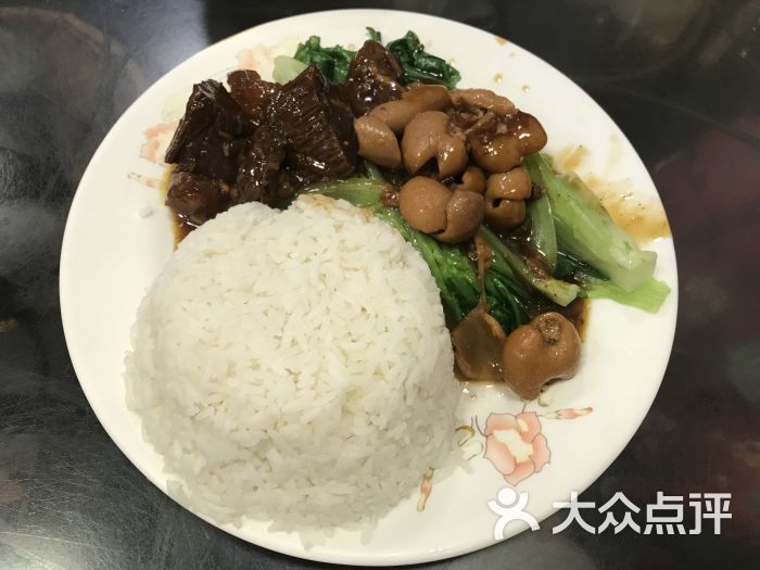 牛腩拼大肠饭