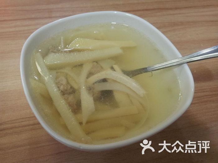 酸笋豆腐汤