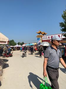 牛头崖大集"牛头崖集市是北戴河非常有名的一个集市,每.