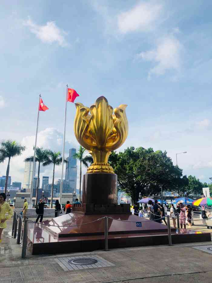 金紫荆广场-"香港的地标性建筑物,基本上跟团游得必去景.