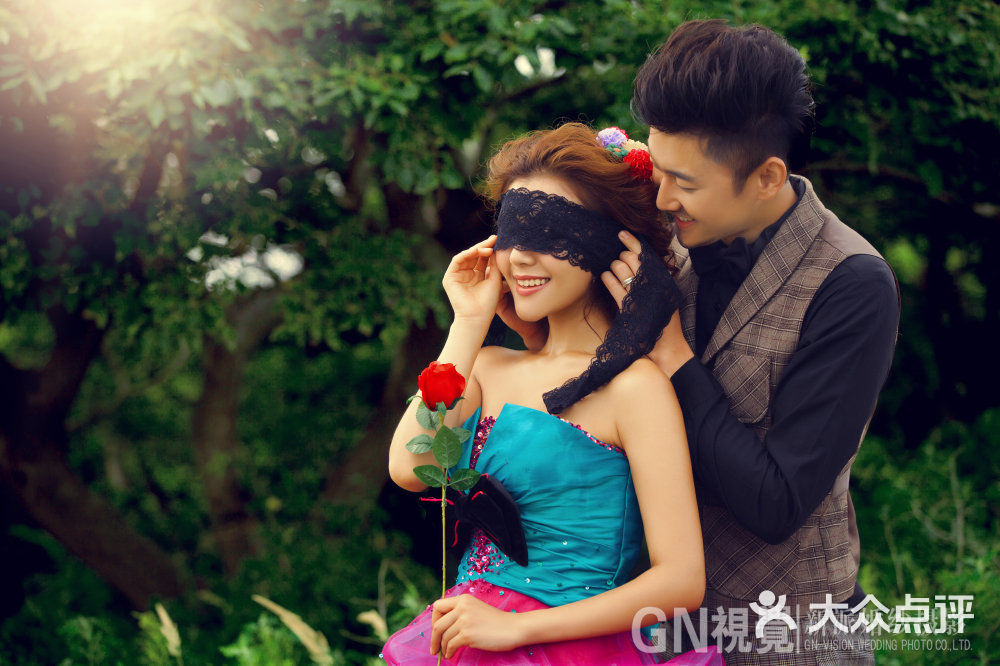 gn婚纱摄影_婚纱摄影