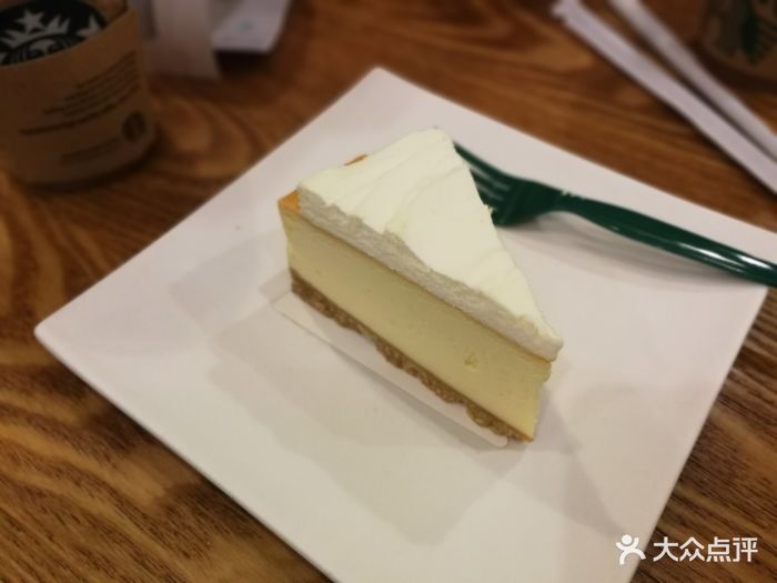 星巴克(德顺广场店)纽约风味芝士蛋糕图片