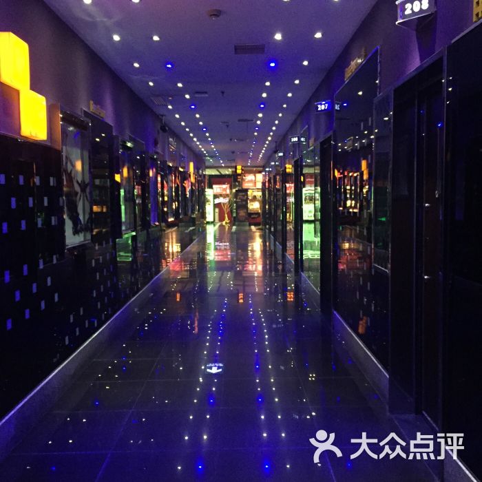 自由港量贩式ktv(汇都店)图片 第62张