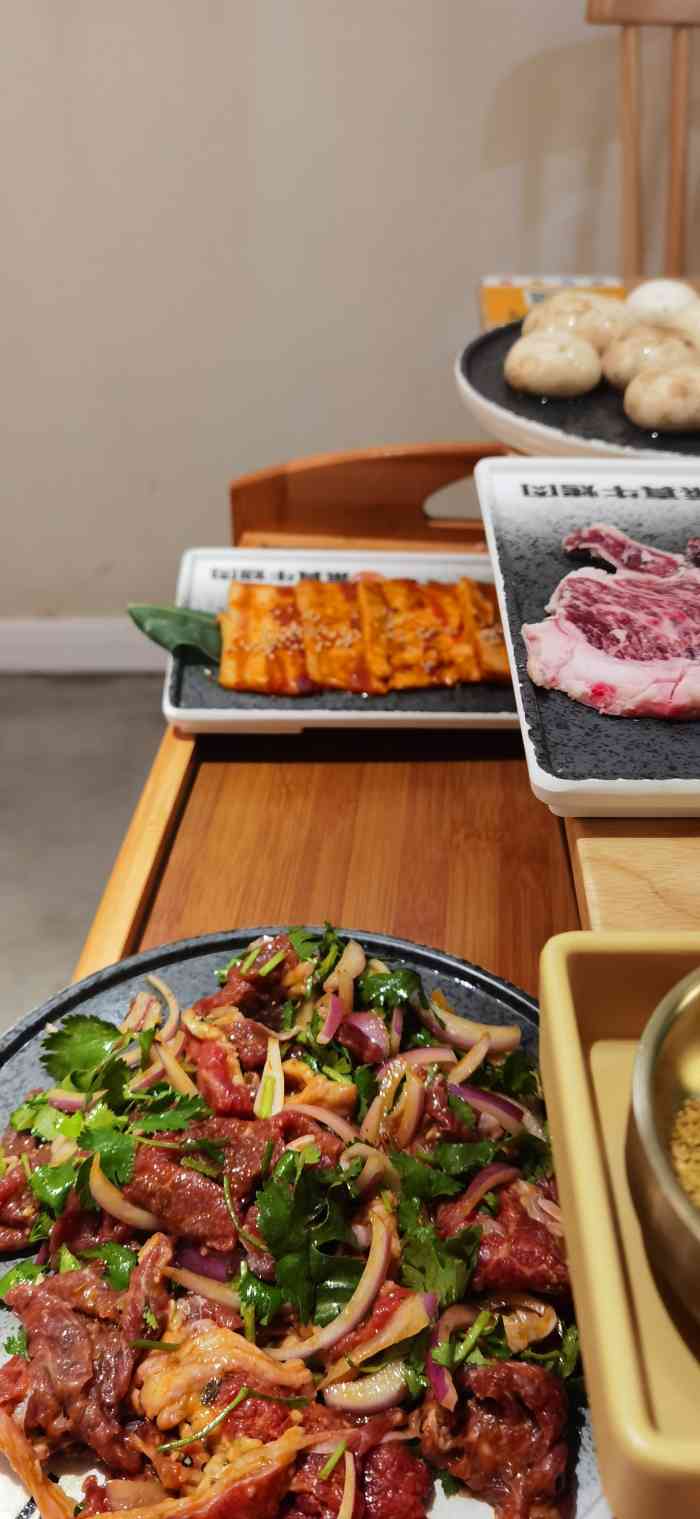 莱真牛烤肉-"这次跟朋友去老菜场转发现又多了很多的.