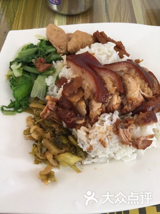 隆江猪脚饭港式烧腊快餐图片 第1张