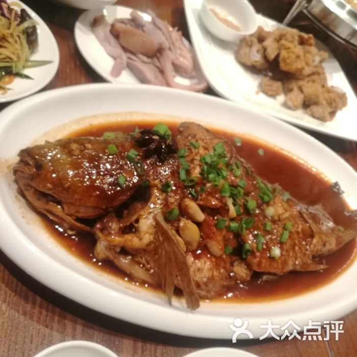 刘氏知音酒楼(汉广店)-压锅鲤鱼图片-哈尔滨美食-大众