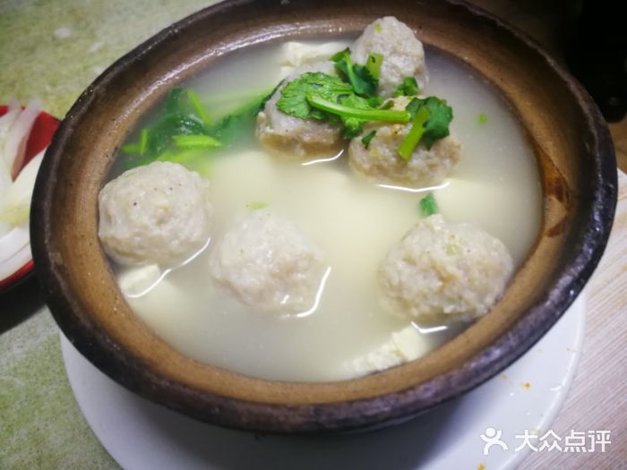 金元砂锅豆腐丸子锅图片