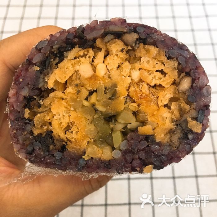 梅干菜粢饭团