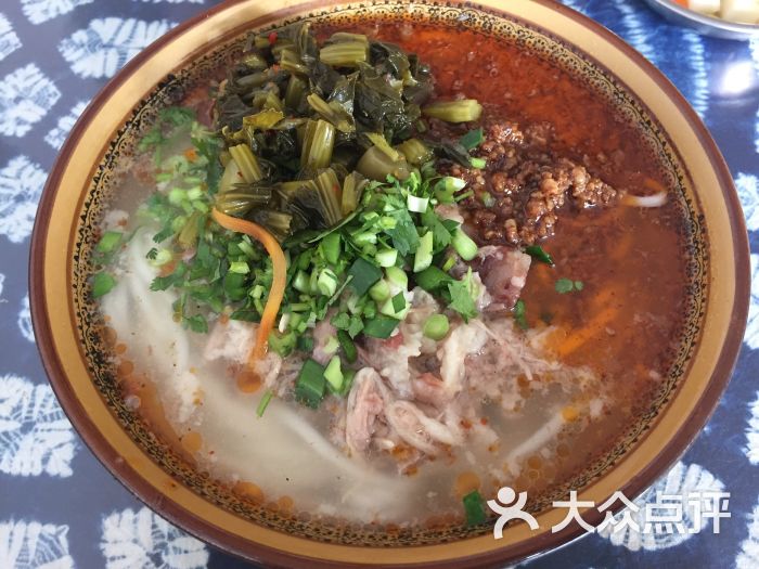 大理扒肉饵丝图片 第3张