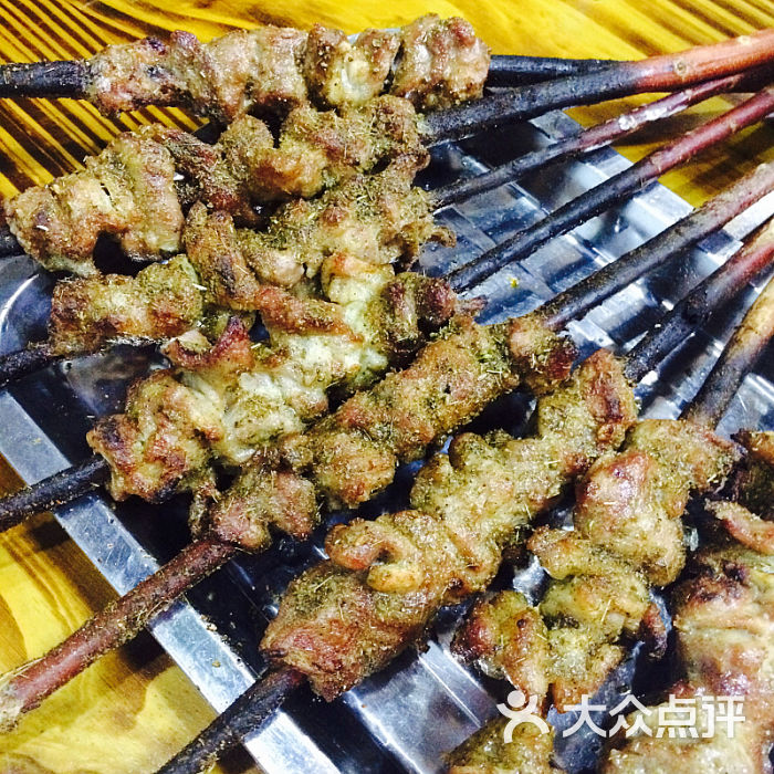 烤羊肉串