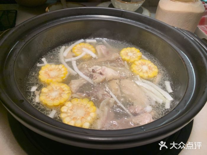 椰语江南·海南椰子鸡火锅(华懋店)风味椰子鸡图片