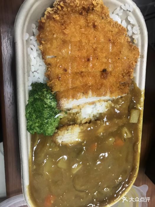 肉酱千层面是隐藏菜单喔!比必胜客的还要好.