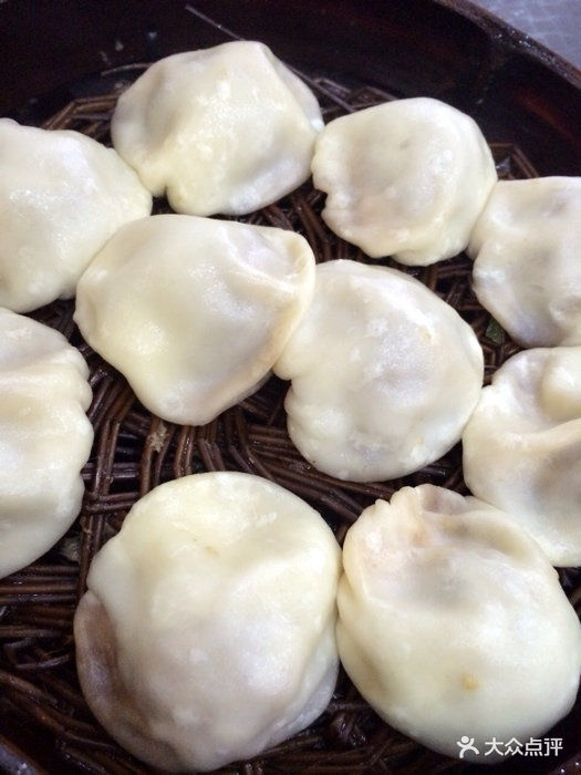绉纱汤包