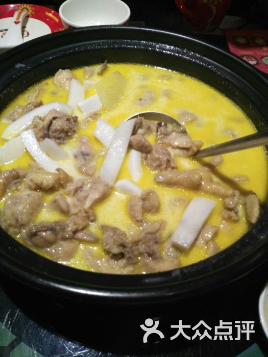 椰子鸡煲