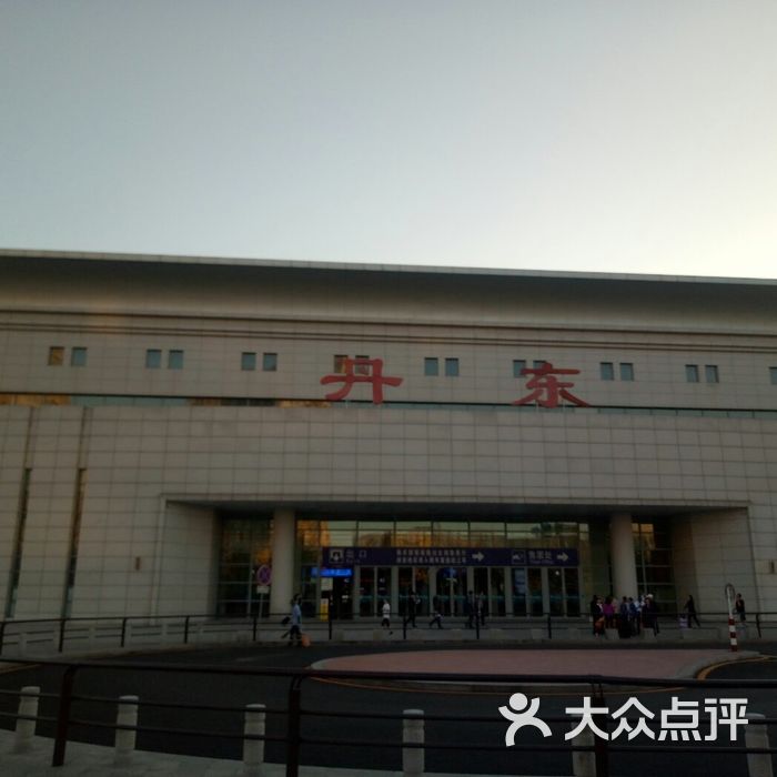 丹东火车站出站口led电子屏