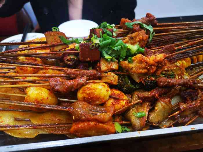 馋嘴油炸串串(棕北店"去过一次乐山,对油炸串串简直难以忘怀.抱.