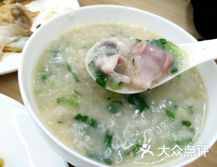 粉肠鱼片粥