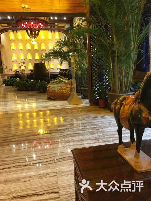 九号温泉_九号温泉人均