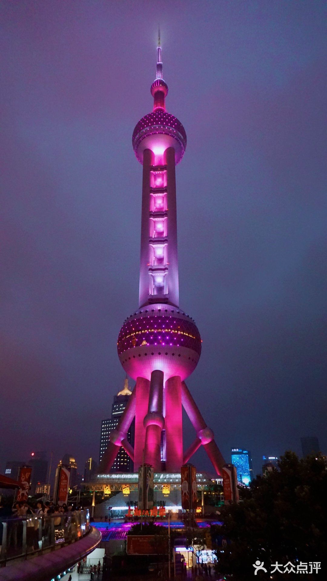 东方明珠电视塔是上海地标中的地标啊