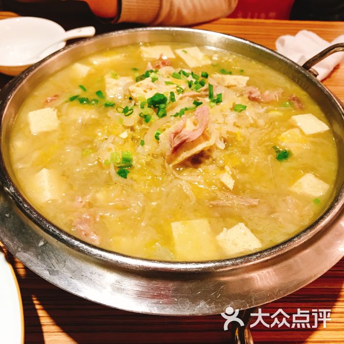 酸菜炖豆腐(有肉)