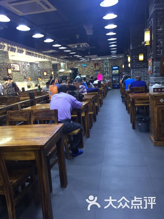 笼百味大食堂图片 第1张
