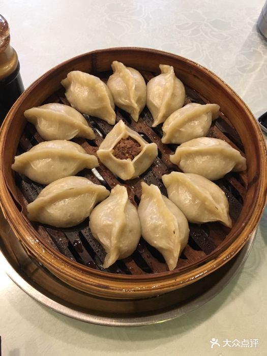 牛肉莲菜蒸饺