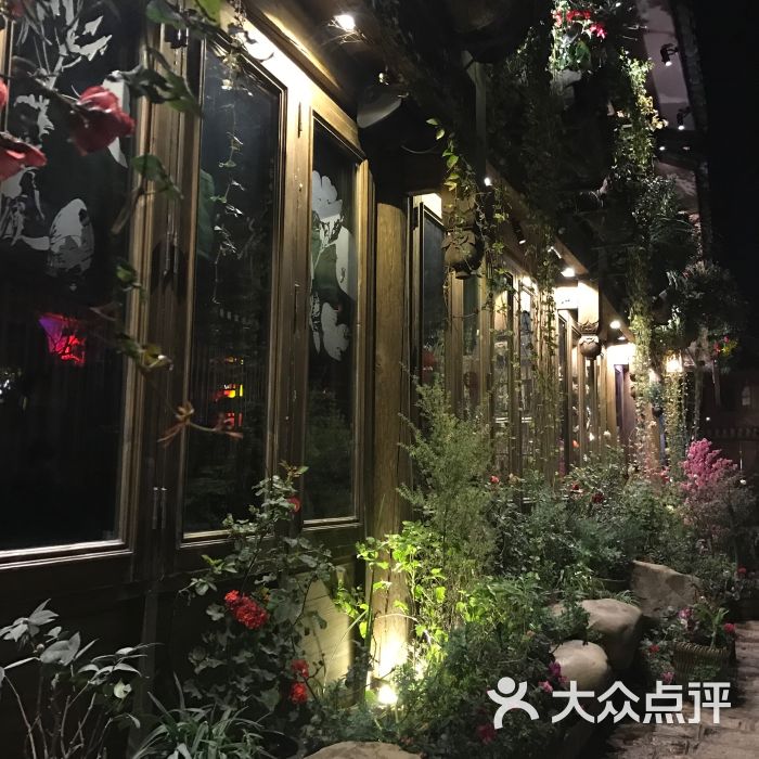 繁花酒吧(五一街文治巷店)-图片-丽江休闲娱乐-大众点评网