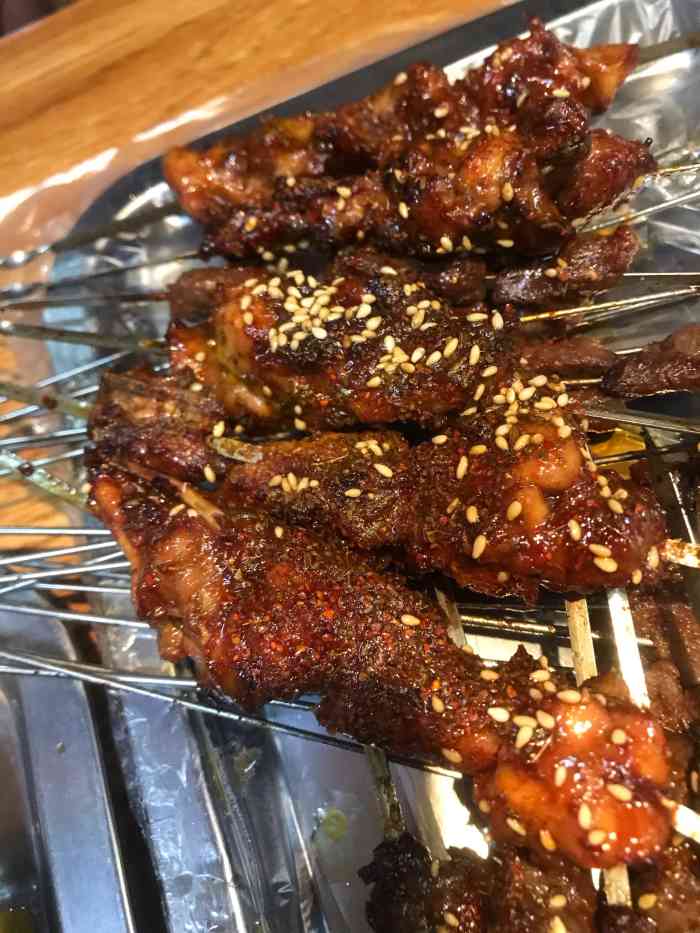 锦州特色鸡架串店-"同样的,每个月都要去几次他家,说.