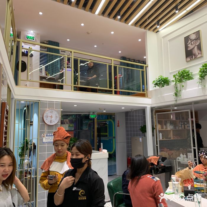 nice奈斯形象定制沙龙图片