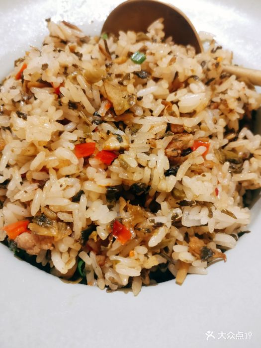 外婆菜肉末炒饭