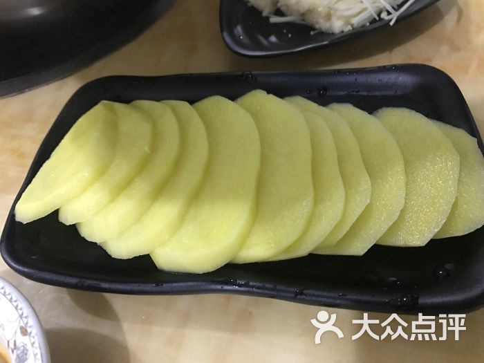 渝教授鲜牛肉火锅土豆片图片 第12张