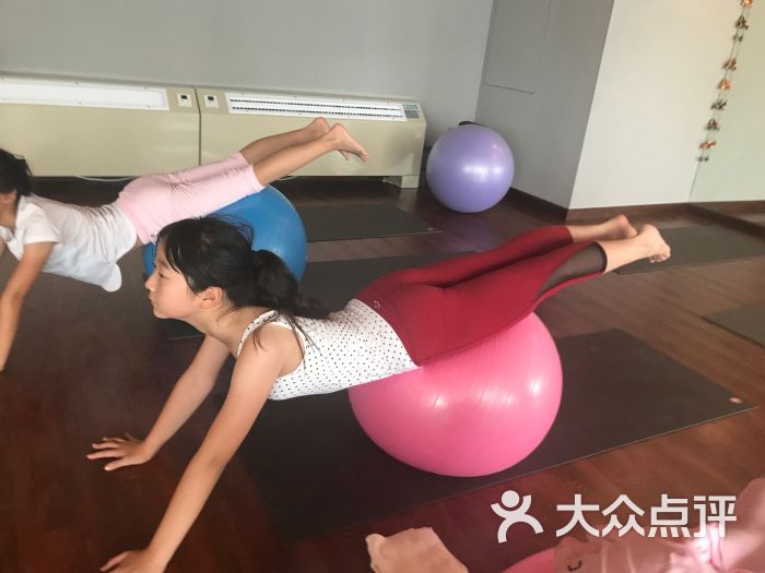 kumar yoga(酷玛印度瑜伽馆-kumar yoga-kids yoga儿童瑜伽图片-南京