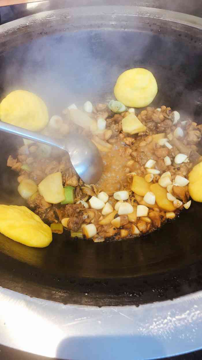 五谷虫子鸡·铁锅炖鸡(南山旗舰店)-"「小锅虫子鸡」招牌就是虫子鸡