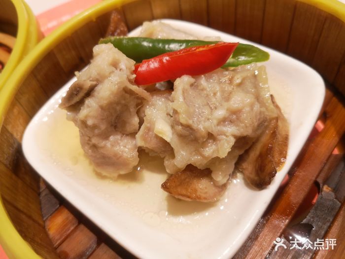 【国金美食城】国金中心溜冰场这层楼有个小