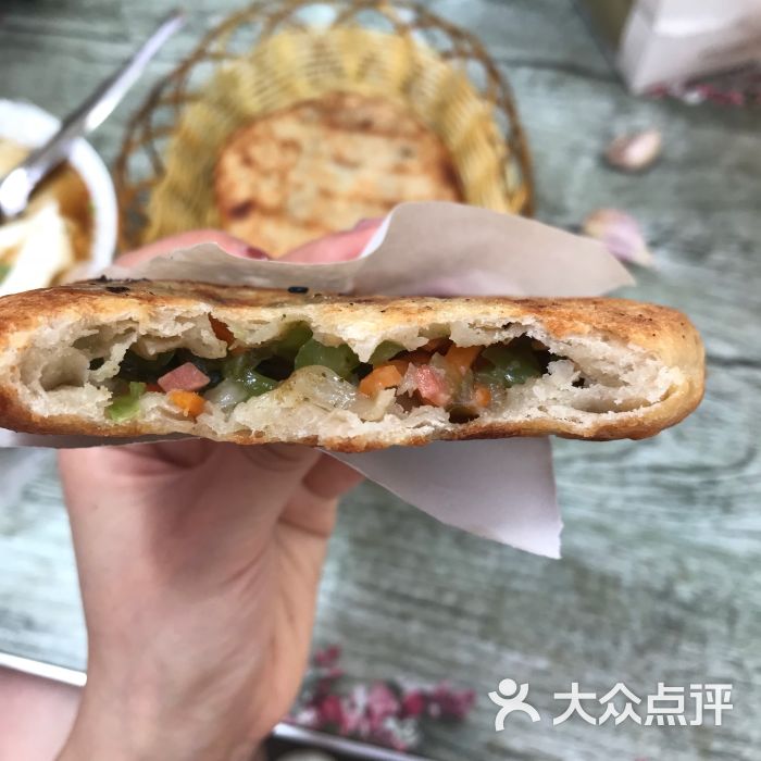 王记肉火烧青椒火腿图片 第2张