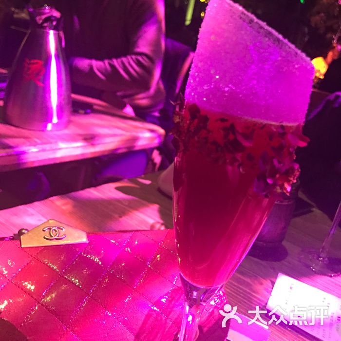 胡桃里音乐酒馆(丽都明星店)红唇鸡尾酒图片 - 第4032张