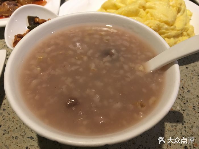 山药小枣大麦粥