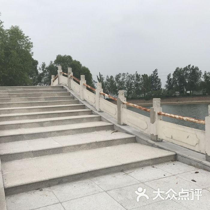 黄河逸园