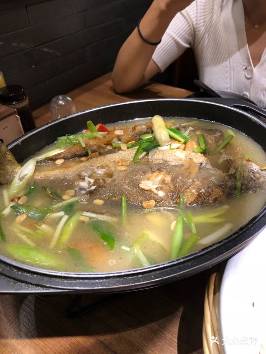 潮本味潮汕砂锅粥(五棵松蓝港店)普宁豆酱焗黄鱼图片 - 第780张