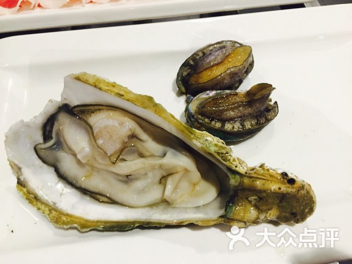 生蚝小鲍鱼