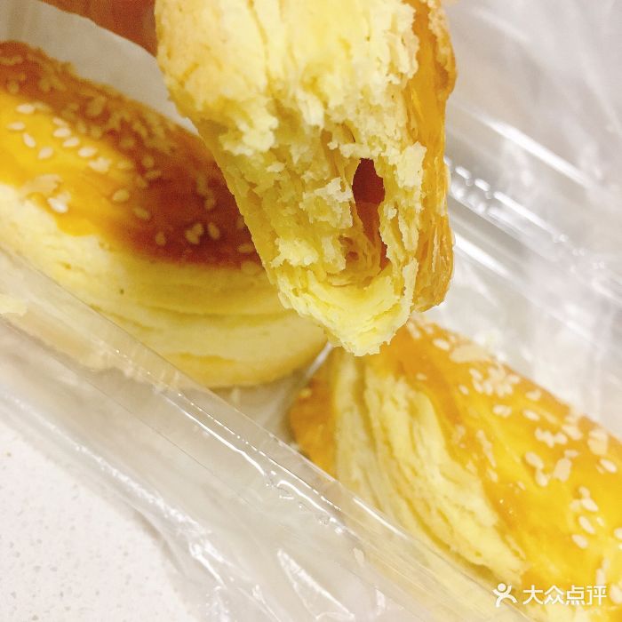 老香港蛋糕榴莲酥图片