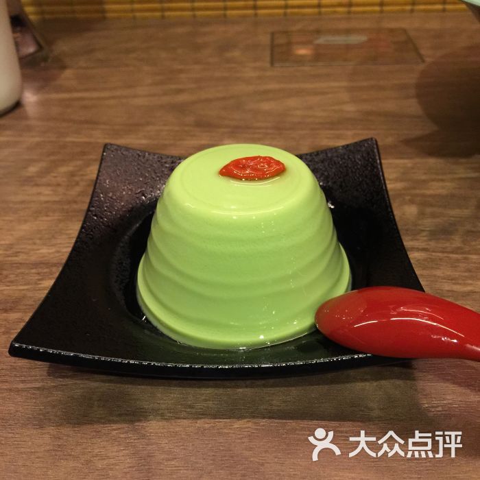 抹茶杏仁豆腐