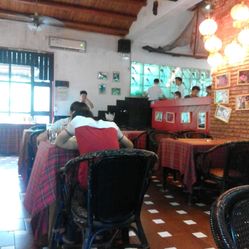 红房子西餐厅人均多少_西餐厅图片