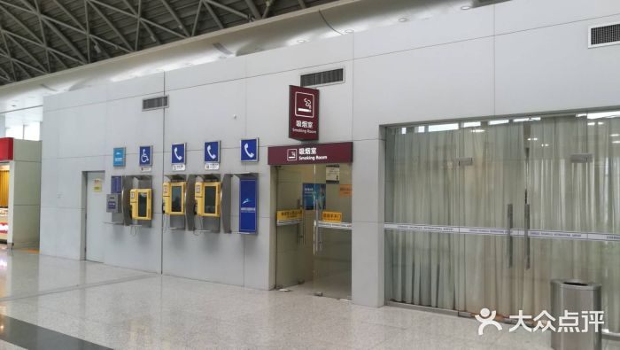 成都双流国际机场-t1航站楼吸烟室图片